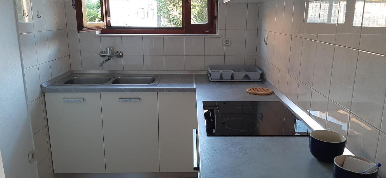 Apartments Figos Trogir Eksteriør bilde