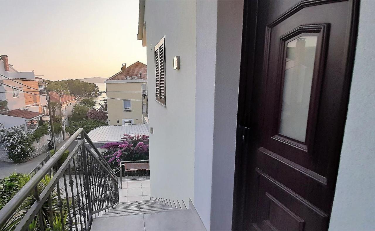 Apartments Figos Trogir Eksteriør bilde